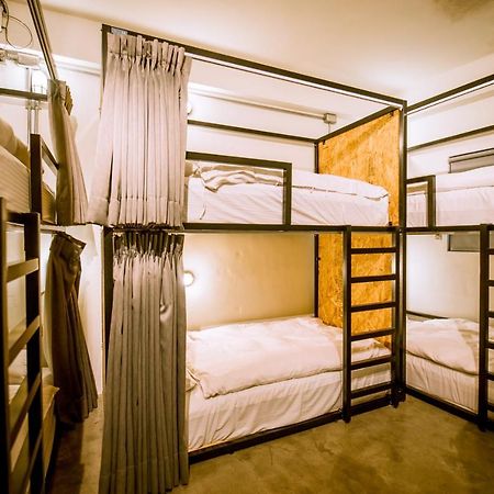 Partyo Hostel Đài Trung Ngoại thất bức ảnh
