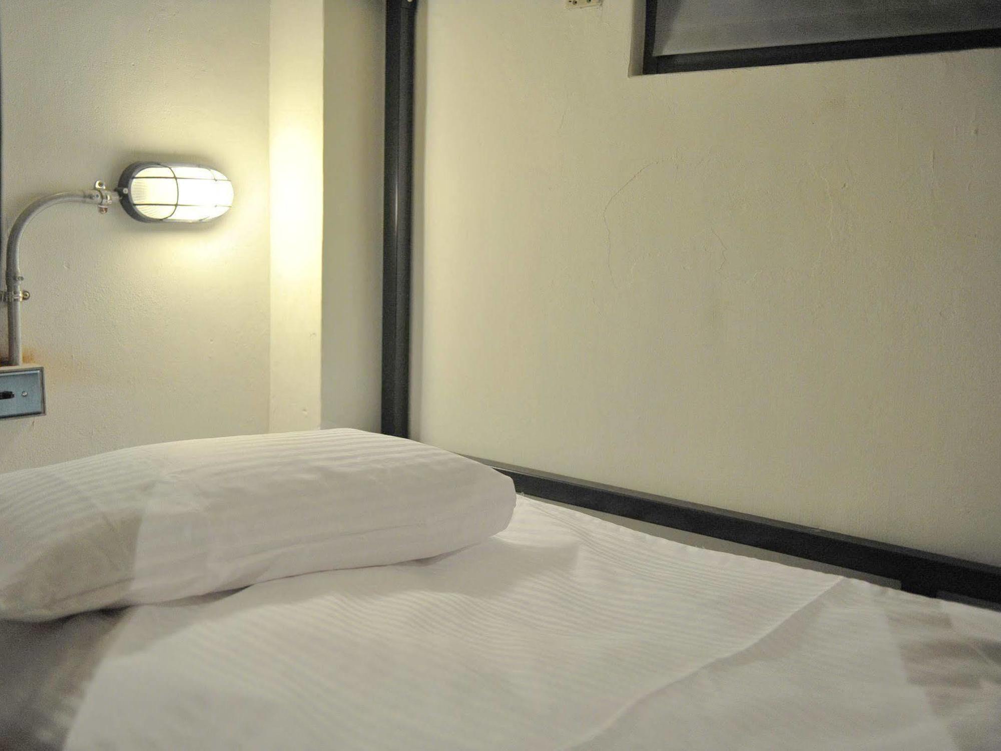 Partyo Hostel Đài Trung Ngoại thất bức ảnh