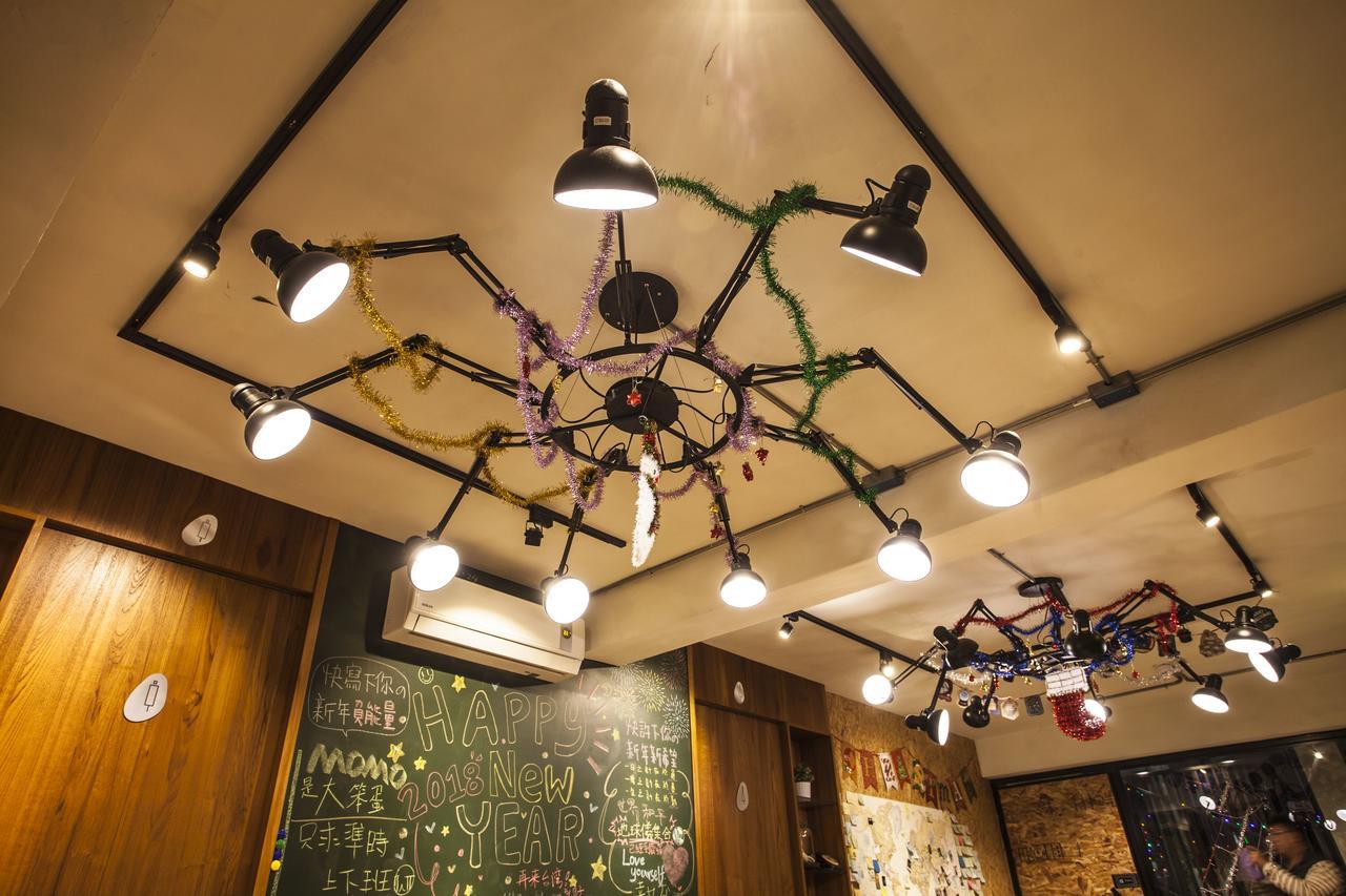 Partyo Hostel Đài Trung Ngoại thất bức ảnh