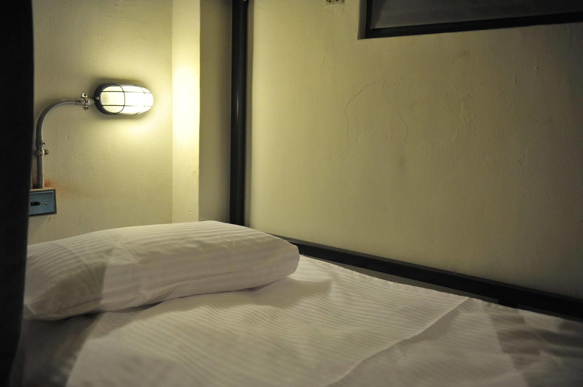 Partyo Hostel Đài Trung Ngoại thất bức ảnh