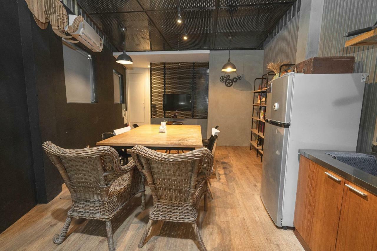 Partyo Hostel Đài Trung Ngoại thất bức ảnh